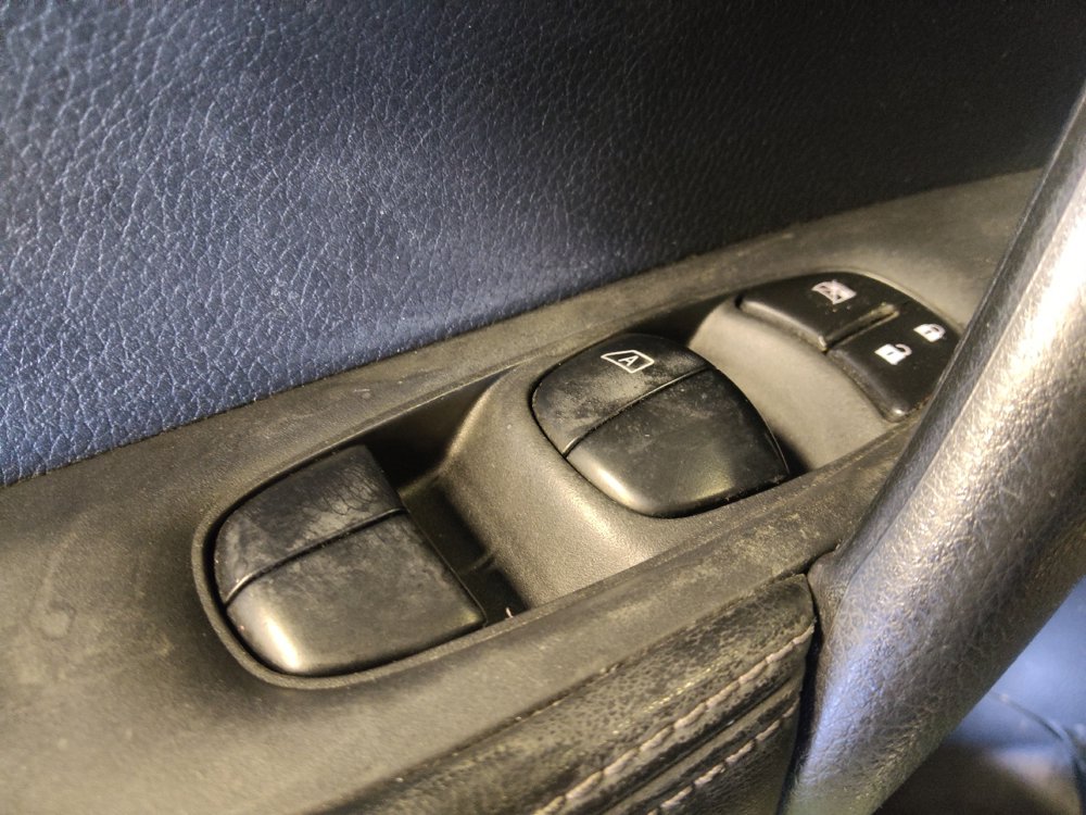 Used 2017 Nissan Rogue Sport SV FWD image 27