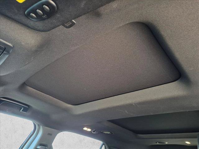 Used 2019 Ford Explorer Platinum AWD/4WD image 16