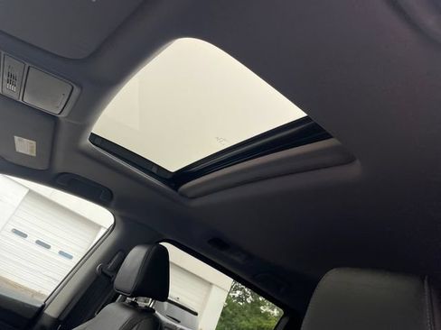 Used 2024 Honda Odyssey EX-L image 16