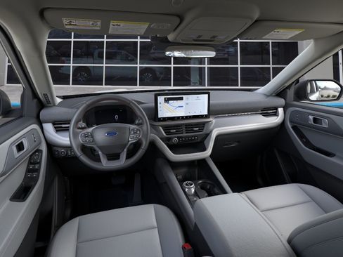 New 2026 Ford Explorer Active w/ Active Comfort Package AWD/4WD image 9