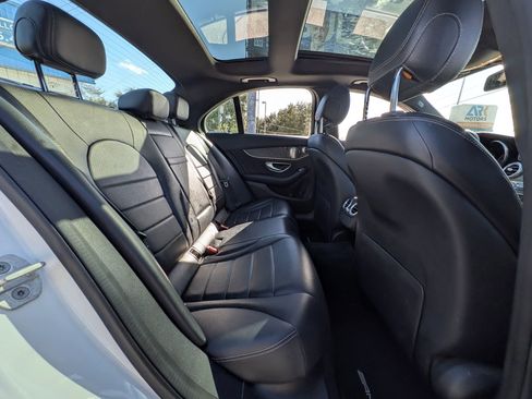 Used 2015 Mercedes-Benz C 300 4MATIC Sedan image 8