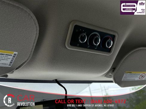 Used 2019 Chevrolet Express 3500 LS RWD image 20