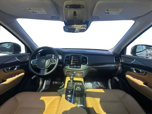 Used 2016 Volvo XC90 T6 Momentum w/ Protection Package Plus AWD/4WD image 19