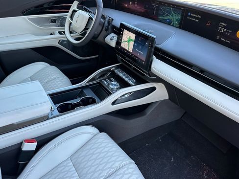 New 2026 Lincoln Nautilus Black Label w/ Jet Appearance Package image 15