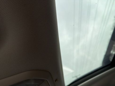 Used 2022 Subaru Ascent Touring image 25