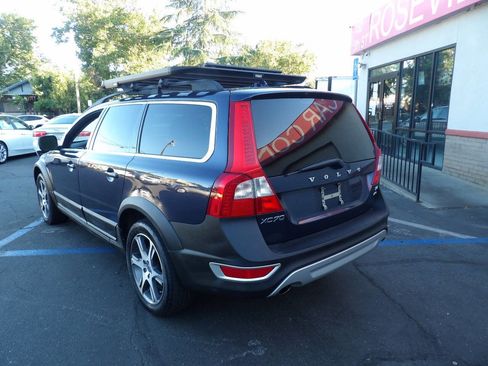Used 2012 Volvo XC70 T6 AWD/4WD image 3