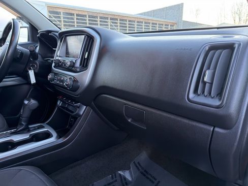 Used 2016 Chevrolet Colorado LT w/ LT Convenience Package image 30