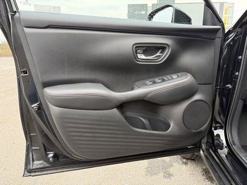 Certified 2024 Honda HR-V Sport image 18