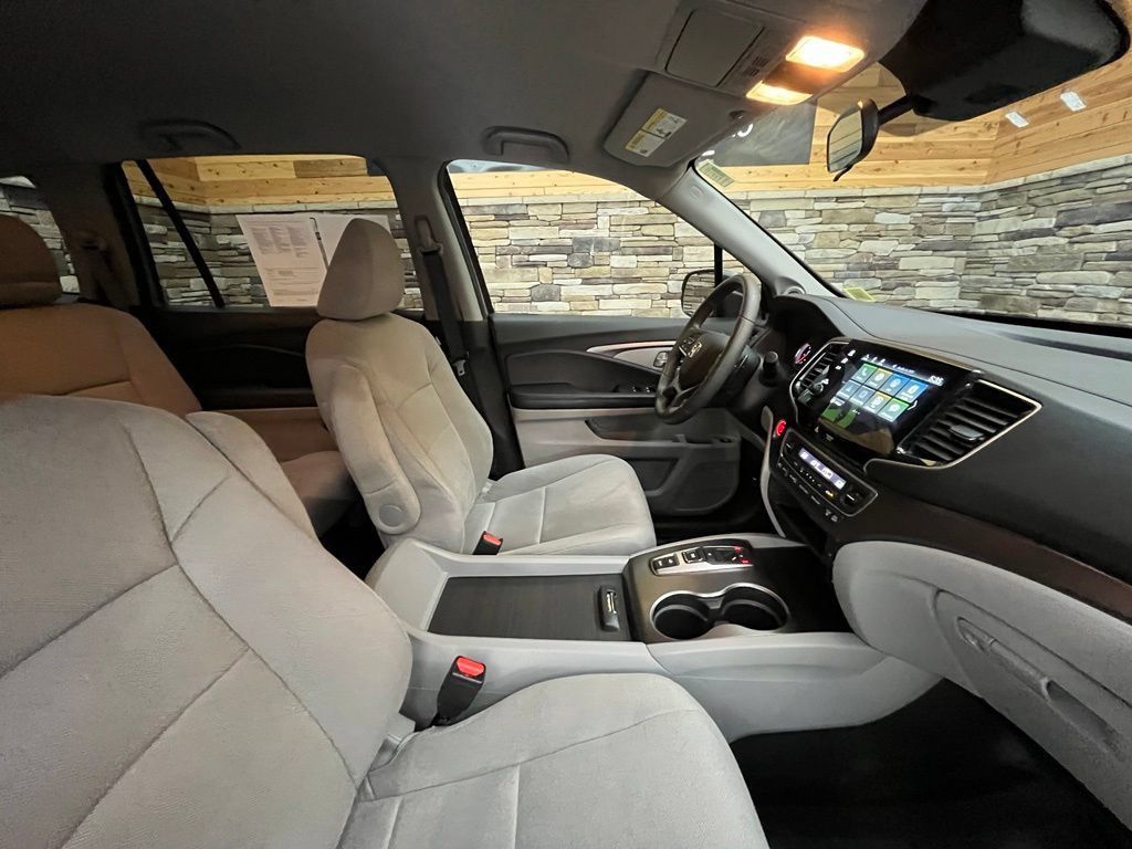 Used 2021 Honda Pilot EX image 29
