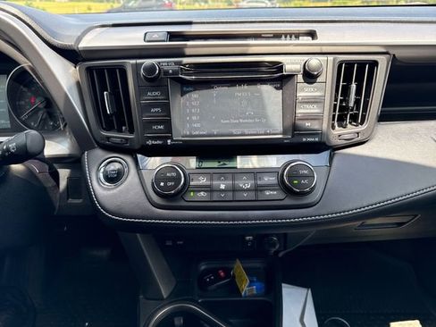 Used 2018 Toyota RAV4 XLE w/ Plus Extra Value Package AWD/4WD image 26