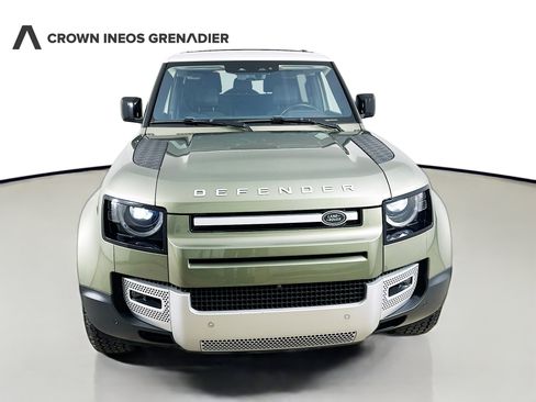 Used 2021 Land Rover Defender 90 First Edition AWD/4WD image 2