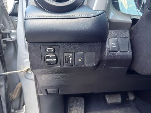 Used 2018 Toyota RAV4 XLE w/ Plus Extra Value Package AWD/4WD image 21