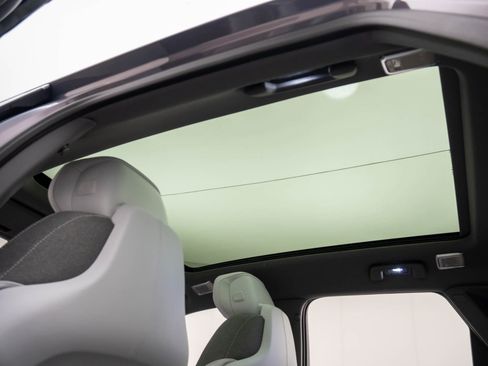 New 2026 Cadillac Optiq Luxury 1 image 11