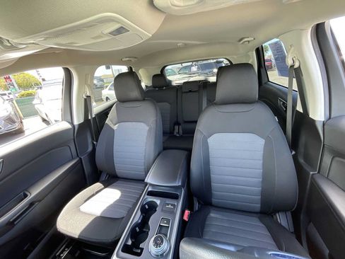 Used 2024 Ford Edge SE w/ Cargo Accessory Package AWD/4WD image 13