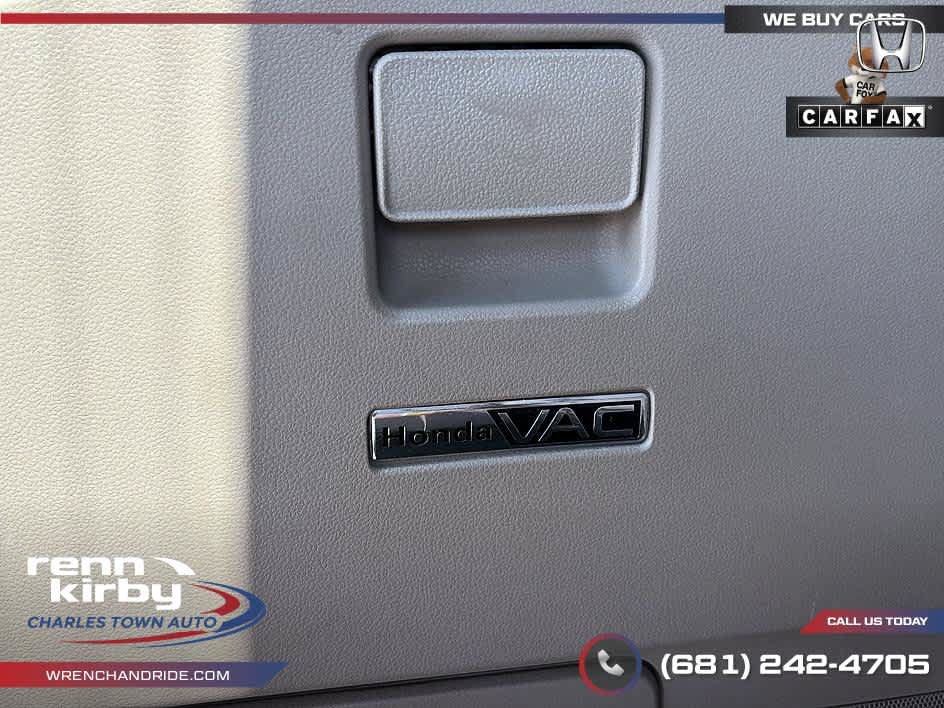 Used 2016 Honda Odyssey SE image 20