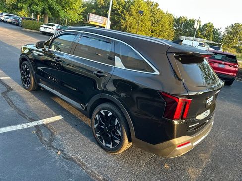 Used 2024 Kia Sorento SX FWD image 5