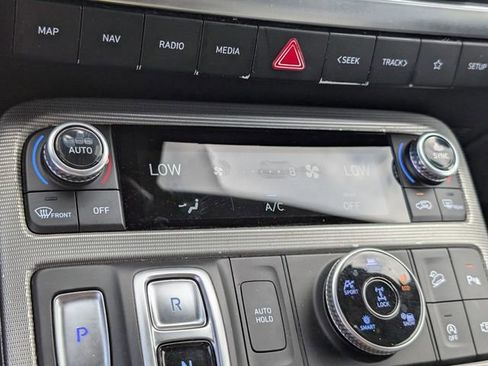 Used 2024 Hyundai Palisade Calligraphy AWD/4WD image 16