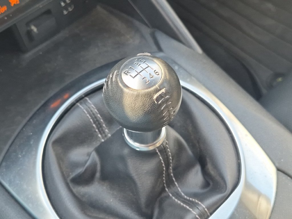 Used 2020 MAZDA MX-5 Miata Grand Touring RWD image 18