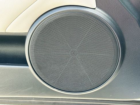 Used 2017 Lexus RC 350 image 19