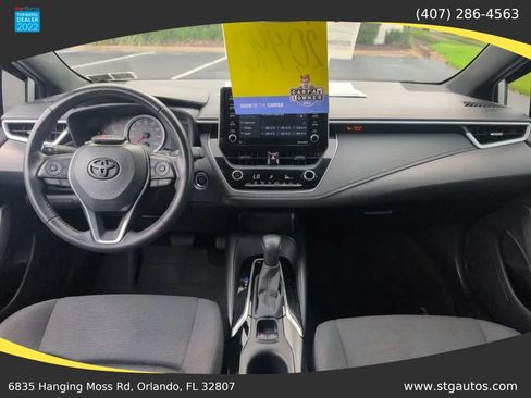 Used 2021 Toyota Corolla SE w/ SE Premium Package FWD image 17