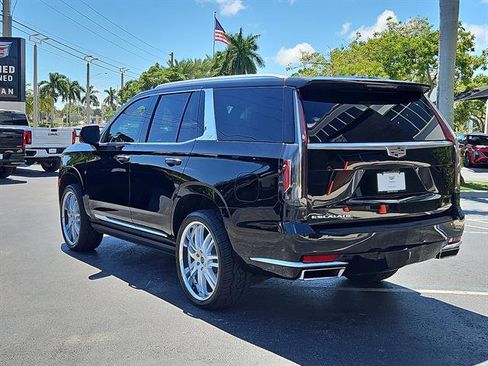 Used 2021 Cadillac Escalade Premium Luxury w/ Driver Assist Tech Package image 7