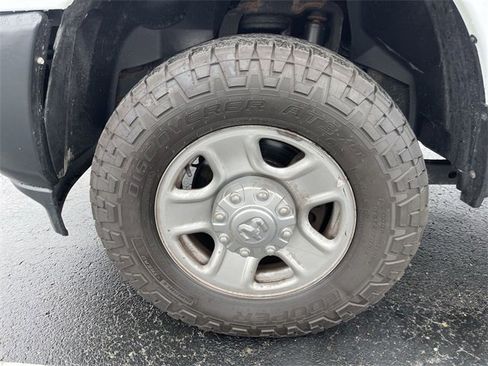 Used 2021 RAM 3500 Tradesman image 10