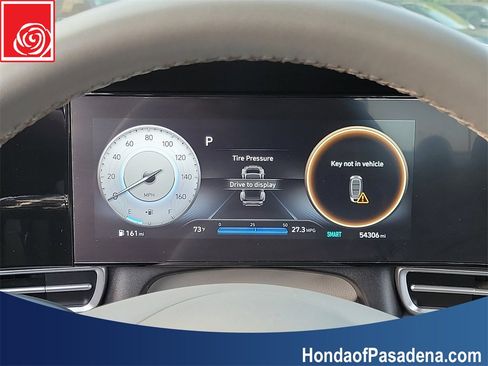 Used 2023 Hyundai Elantra SEL w/ Convenience Package image 13