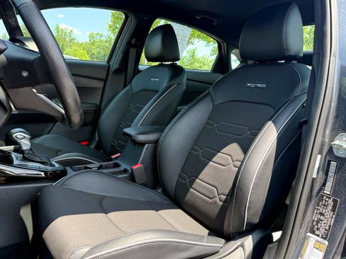 Certified 2024 Kia Forte GT-Line FWD image 15