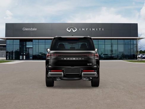 New 2026 INFINITI QX80 Luxe RWD image 3
