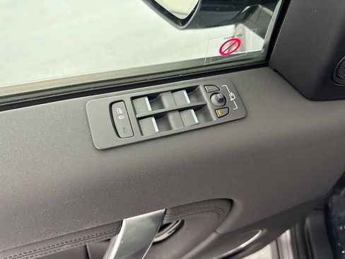 Used 2025 Land Rover Discovery Sport S AWD/4WD image 18