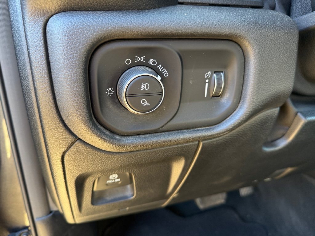 Used 2021 RAM 1500 Big Horn AWD/4WD image 19