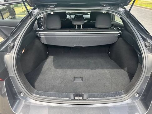 Used 2022 Toyota Prius LE FWD image 27