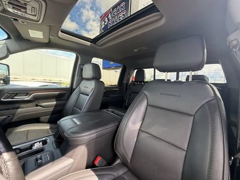 Used 2024 GMC Sierra 2500 Denali w/ Denali Reserve Package AWD/4WD image 13