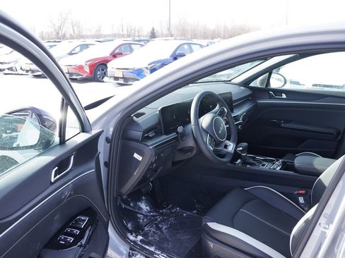 New 2026 Kia K5 GT-Line image 10