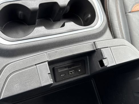 Used 2021 GMC Sierra 1500 AT4 w/ AT4 Value Package image 34