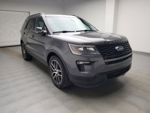 Used 2018 Ford Explorer Sport w/ Equipment Group 401A AWD/4WD image 13