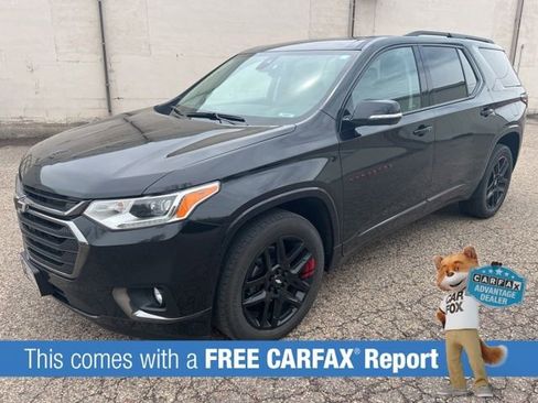 Used 2020 Chevrolet Traverse Premier w/ Redline Edition AWD/4WD image 2