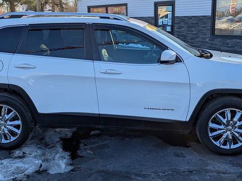 Used 2015 Jeep Cherokee Limited w/ Luxury Group image 2