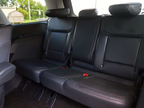 Used 2025 Ford Expedition Active RWD image 15