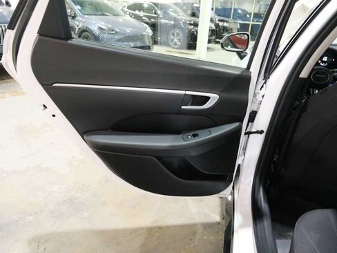 Used 2025 Hyundai Sonata SEL FWD image 21