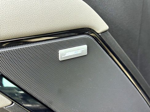 Used 2022 Chevrolet Silverado 1500 ZR2 w/ Technology Package image 16