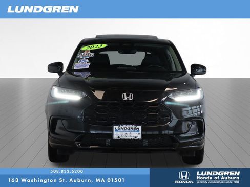 Used 2023 Honda HR-V EX-L image 2