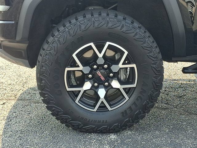 Certified 2023 GMC Canyon AT4X AWD/4WD image 8