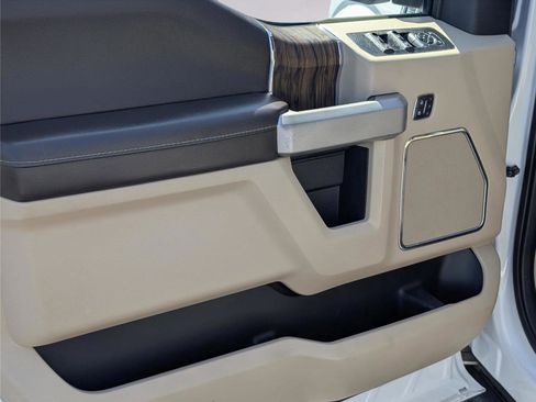 Used 2020 Ford F150 Lariat w/ Equipment Group 502A Luxury image 14