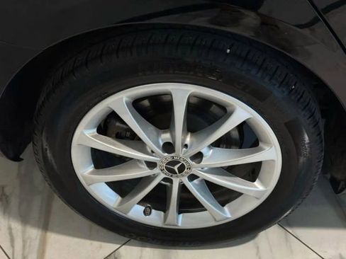 Used 2022 Mercedes-Benz A 220 image 31