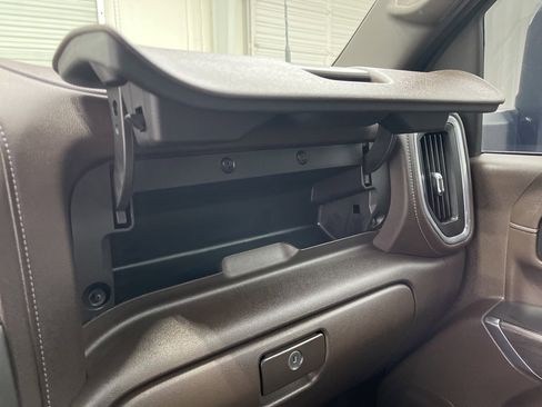 Used 2021 Chevrolet Silverado 2500 LTZ image 26