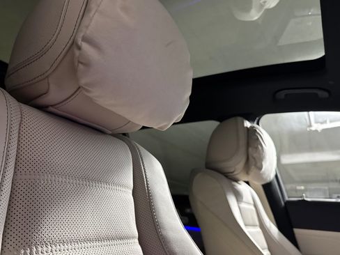 New 2026 Mercedes-Benz GLS 580 4MATIC image 26