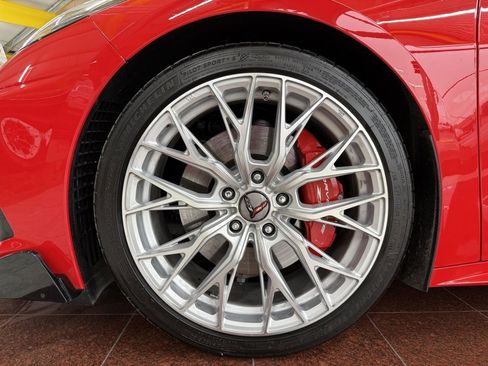 Used 2022 Chevrolet Corvette Stingray Premium Cpe w/ Z51 Performance Package image 24