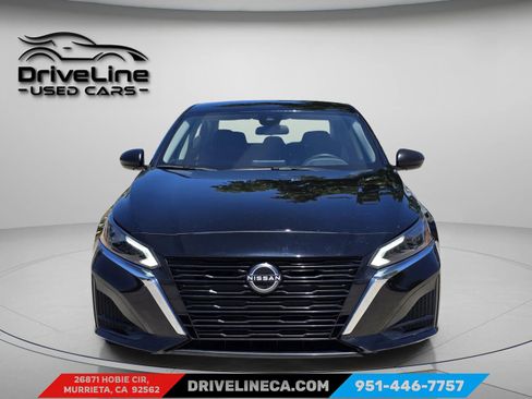 Used 2024 Nissan Altima 2.5 SV image 3