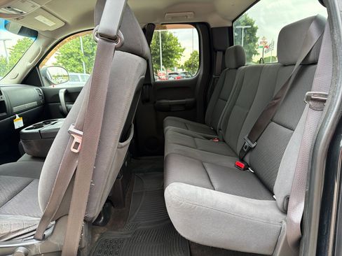 Used 2009 GMC Sierra 1500 SLE w/ Power Pack Plus AWD/4WD image 18